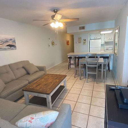 Island Winds West 271 By Albvr - Awesome Location! Walk To Hangout And More - Beachfront Complex With Indirect Side-Views ガルフ・ショアーズ エクステリア 写真
